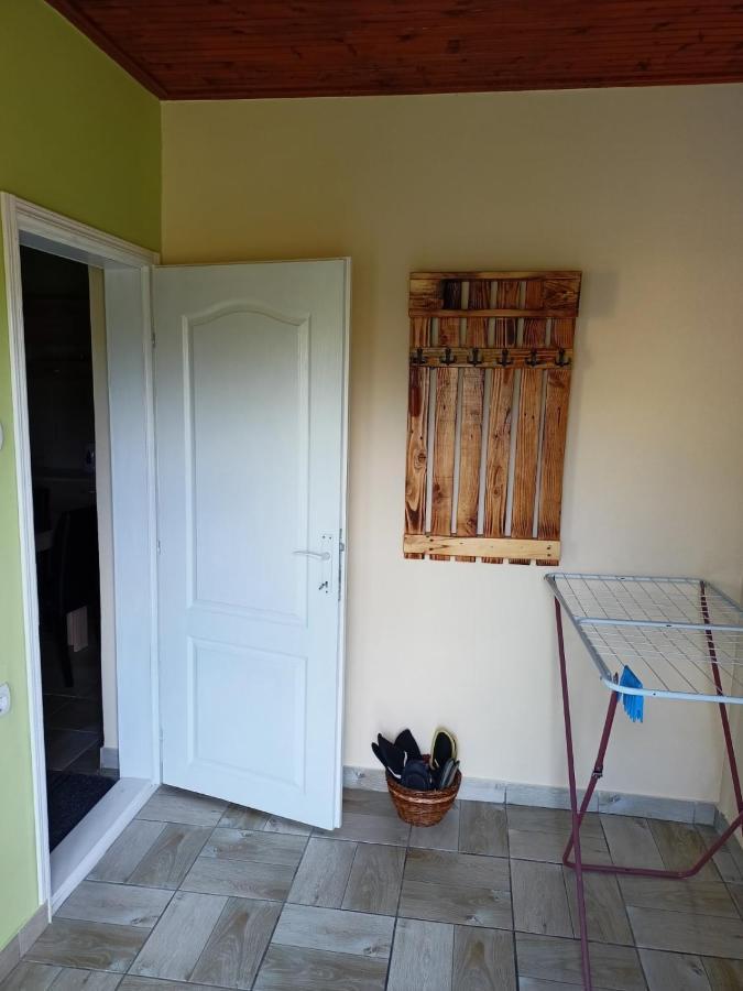 Apartman Fiva Apartment Pacir Exterior foto
