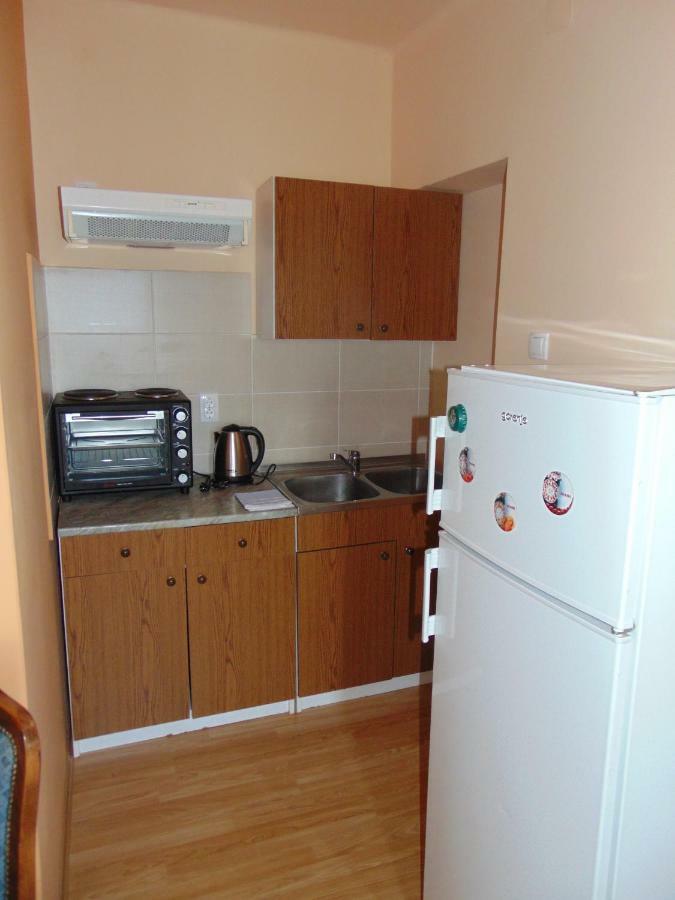 Apartman Fiva Apartment Pacir Exterior foto
