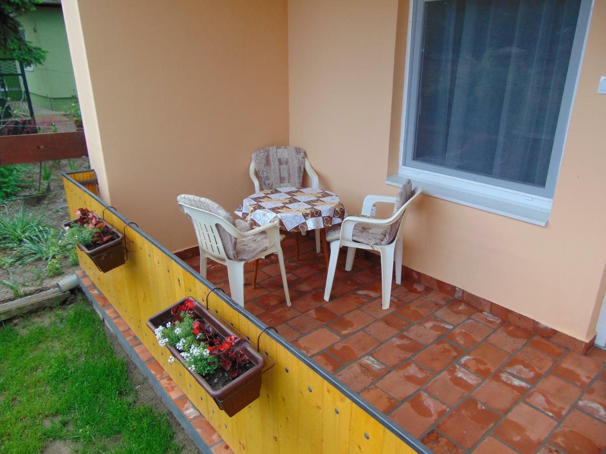 Apartman Fiva Apartment Pacir Exterior foto
