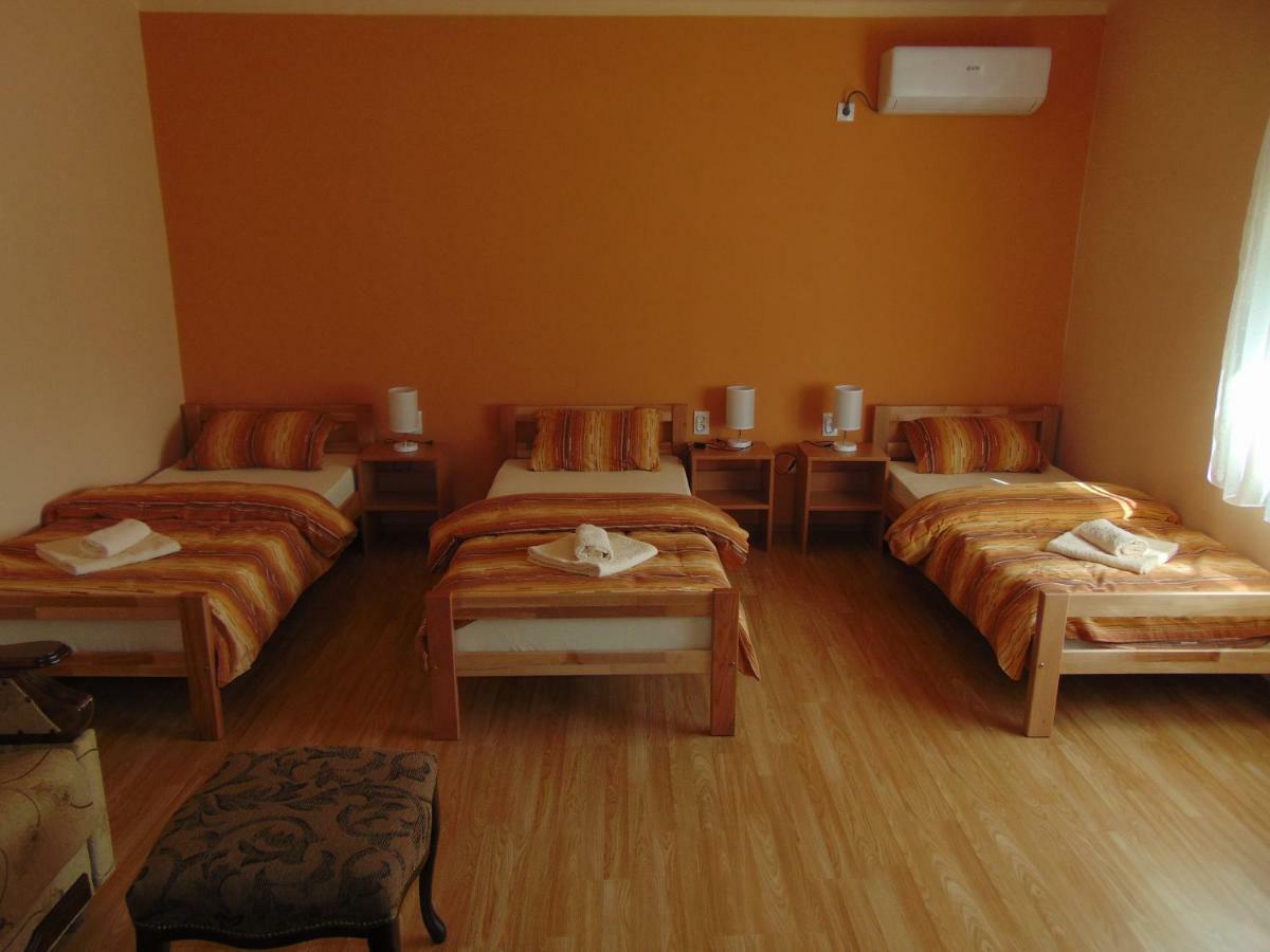 Apartman Fiva Apartment Pacir Exterior foto