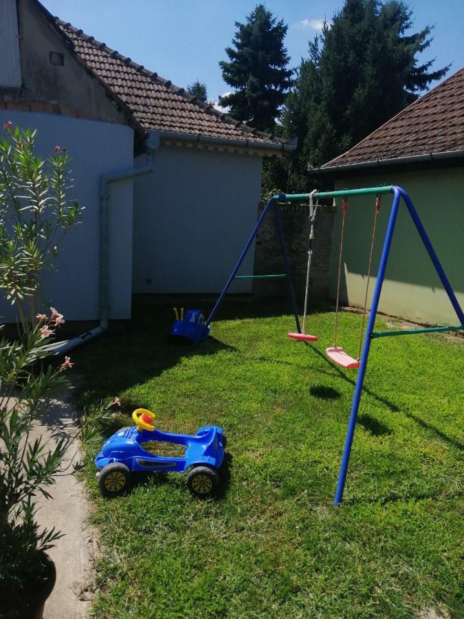 Apartman Fiva Apartment Pacir Exterior foto