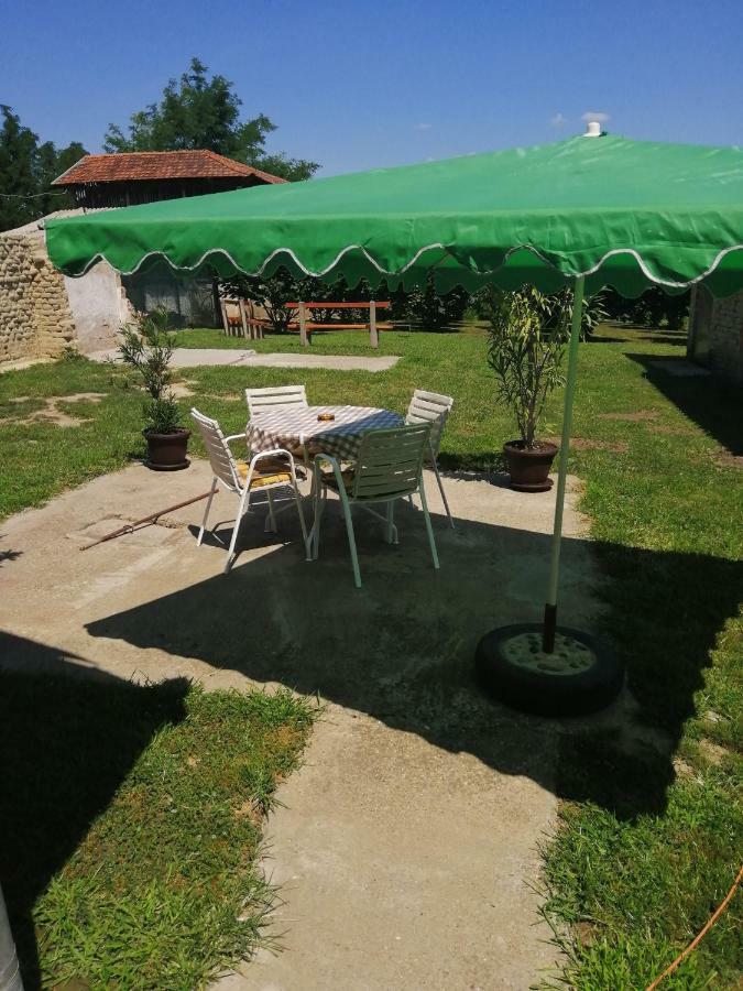Apartman Fiva Apartment Pacir Exterior foto